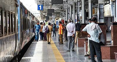 சென்னையிலிருந்து வடமாநிலம் செல்லும் 6 விரைவு ரயில்கள் வழித்தடம் மாற்றம்!